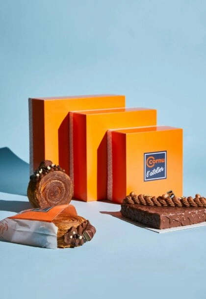 Emballages personnalisés pour la boulangerie Cornu, pensés par nos équipes de Schneider Emballages, spécialiste du packaging alimentaire depuis 1967.