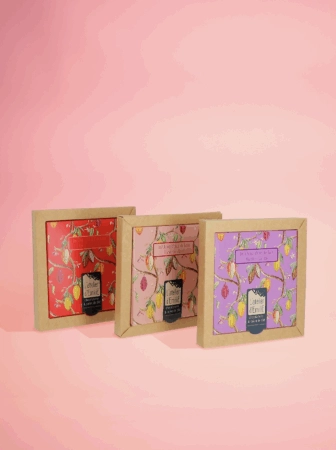 Boîte trottoir personnalisée en carton souple, élégante et légère, idéale pour sublimer et protéger vos chocolats tout en valorisant l’identité de votre marque.