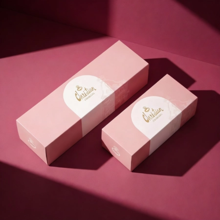 Boîte à bûche personnalisée, design élégant et protection optimale pour gâteau"