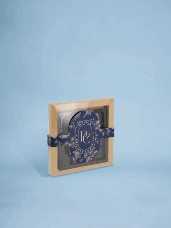 Boîte trottoir personnalisée en carton souple, élégante et légère, idéale pour sublimer et protéger vos chocolats tout en valorisant l’identité de votre marque.