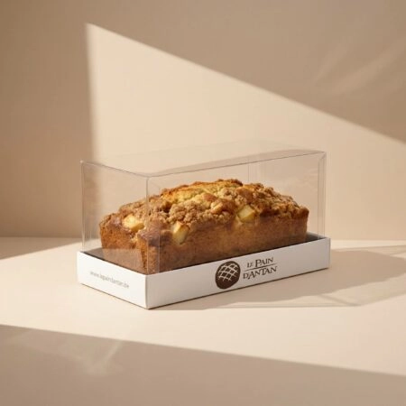 Boîte cake transparente personnalisée mettant en valeur un gâteau avec élégance et protection.