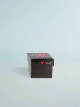Boîte cube personnalisée pour chocolat, avec logo et design sur mesure.