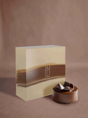 Boîte pâtissière personnalisée – emballage élégant et protecteur pour pâtisseries et desserts raffinés.