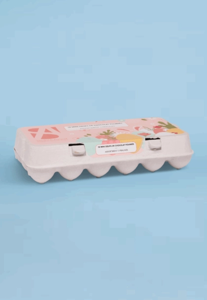 Boîte oeuf personnalisée pour chocolats avec toit plat, étiquette unique, emballage élégant et protecteur.