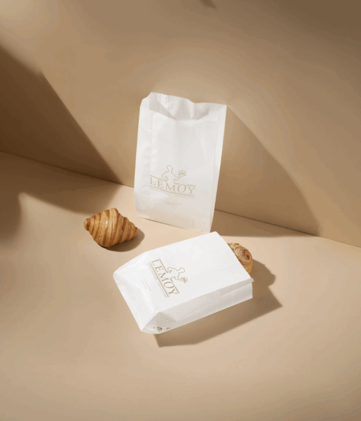 Sac à viennoiseries personnalisé avec logo, idéal pour boulangeries et pâtisseries.