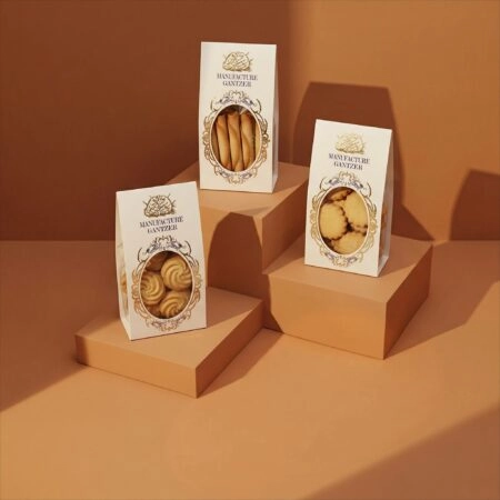 Sachet SOS personnalisé avec logo et design sur mesure, utilisé pour emballer des créations sucrées.