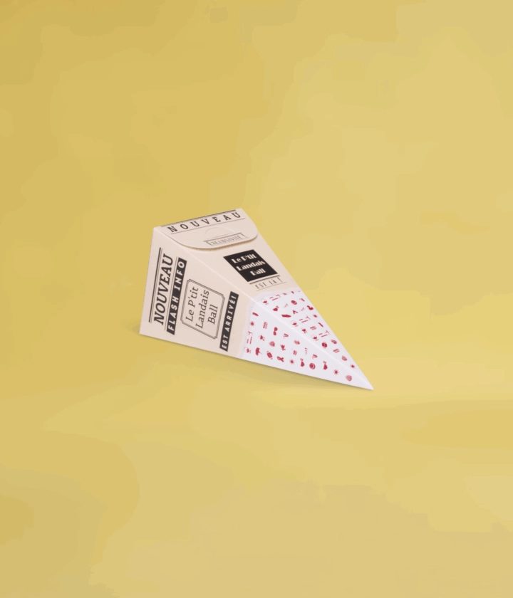 Boîte cône personnalisée, élégante et pratique, idéale pour emballer chocolats, confiseries et petites gourmandises, avec un design unique reflétant l’identité visuelle de votre marque.