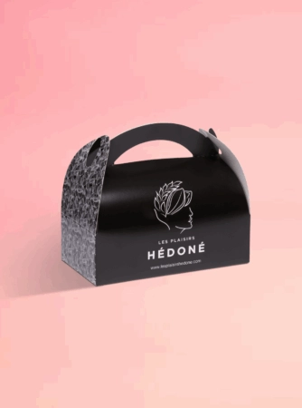 Boîte pâtissière personnalisée avec poignée pour un transport sécurisé de vos créations sucrées.