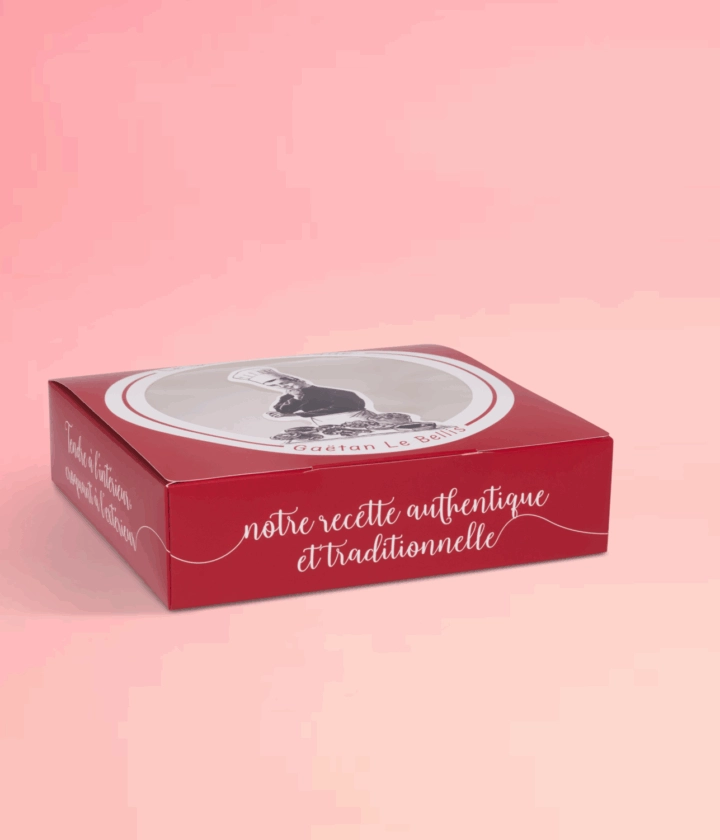 Boîte pâtissière personnalisable avec fenêtre, idéale pour présenter et transporter vos créations sucrées.