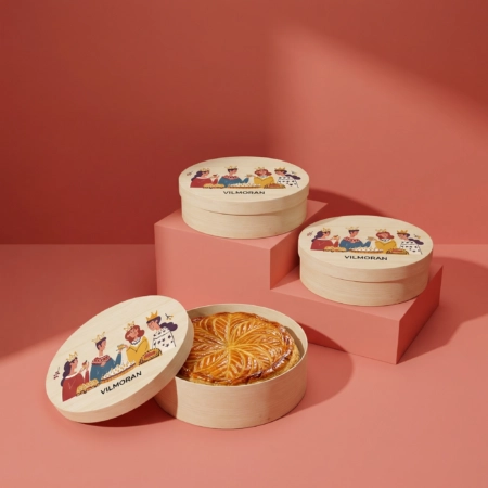 Boîte en bois alimentaire personnalisée avec logo, idéale pour la présentation et l'emballage de produits fins, sucrés ou salés.