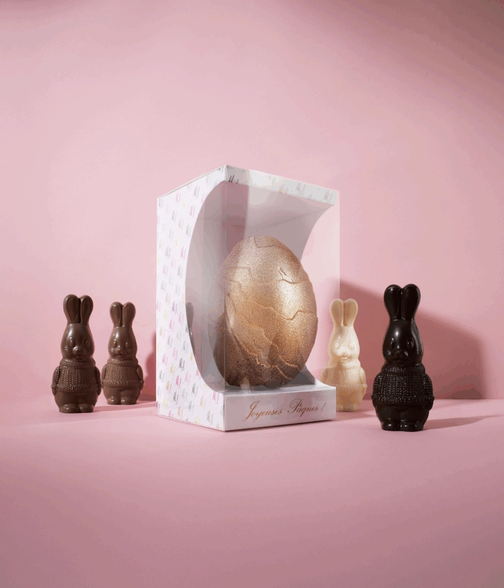 Boîte prestige personnalisée pour moulages en chocolat, alliant élégance et mise en valeur des créations.