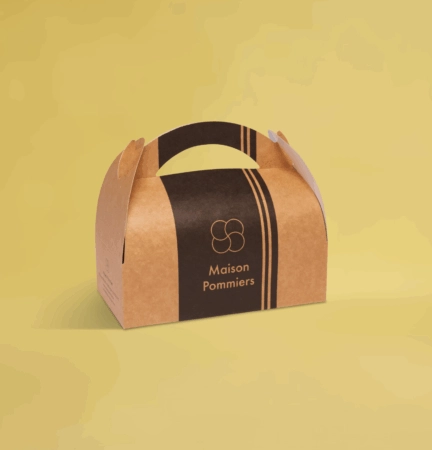 Boîte pâtissière personnalisée avec poignée pour un transport sécurisé de vos créations sucrées.