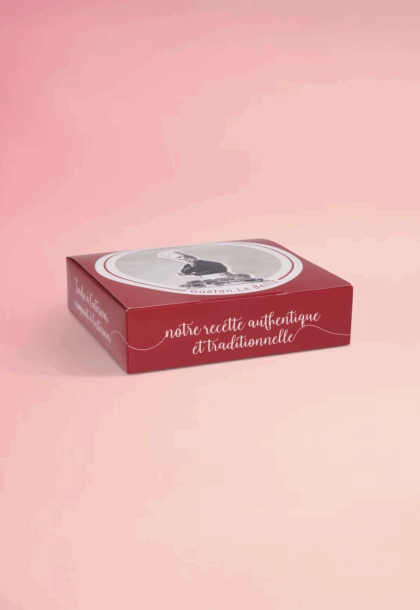 Boîte pâtissière personnalisable avec fenêtre, idéale pour présenter et transporter vos créations sucrées.