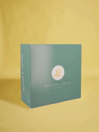 Boîte pâtissière personnalisée – emballage élégant et protecteur pour pâtisseries et desserts raffinés.