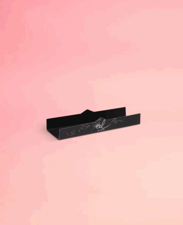 Support personnalisé pour éclairs, conçu pour présenter élégamment vos pâtisseries tout en mettant en valeur votre marque.