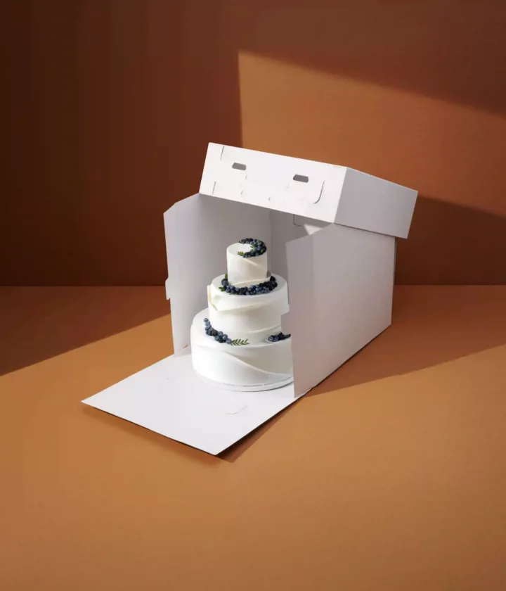 boite personnalisée wedding cake et grand gateau