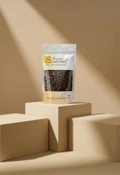 Sachet zip personnalisé avec base rigide, idéal pour présenter biscuits, chocolats ou confiseries tout en mettant en avant l'identité visuelle de votre marque.